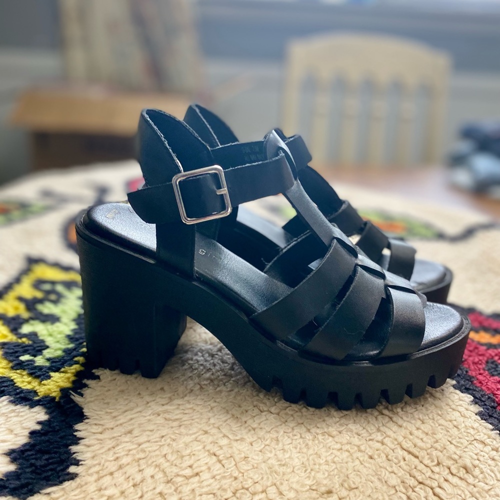 Madden Girl Steve Madden Sal Platform Sandal